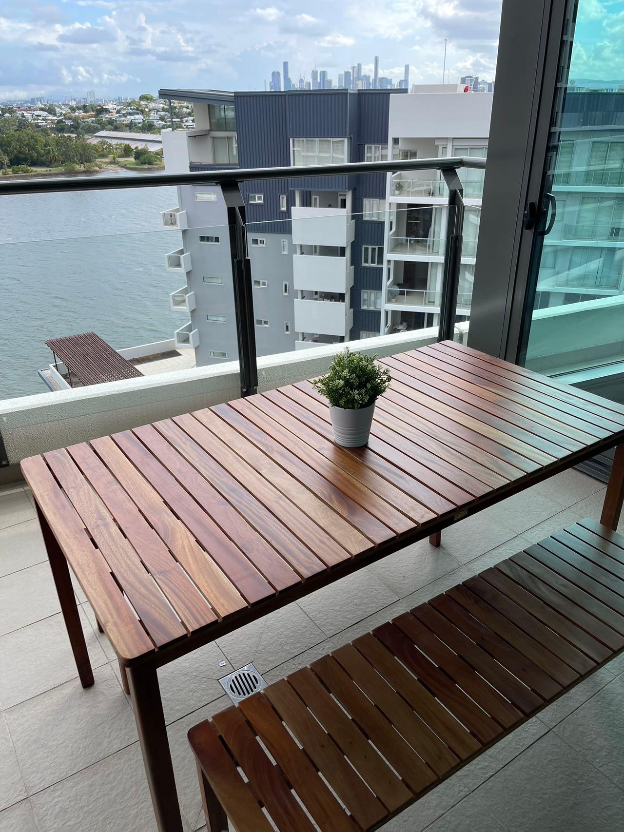 Two Bedroom Two Bathroom Apartment - River View with Balcony